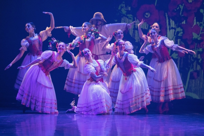 Zespól Pieśni i Tańca Mazowsze